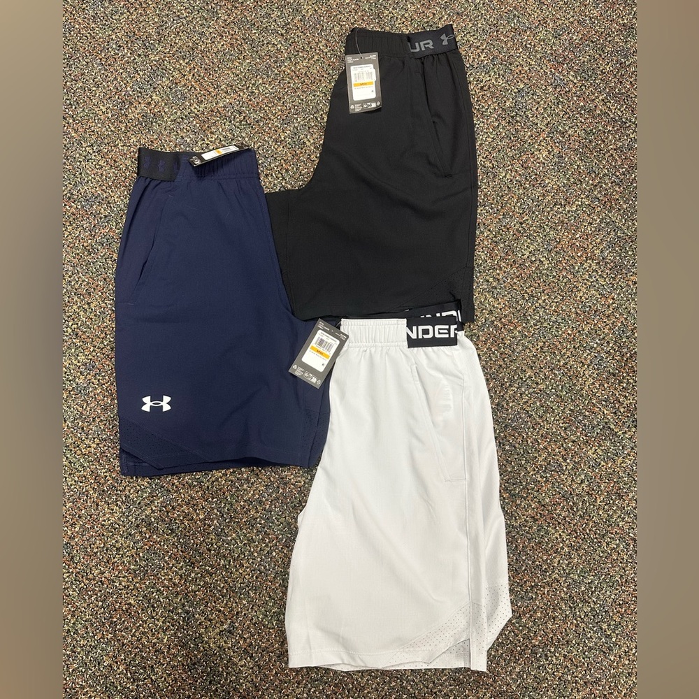 Under Armour Men's Athletic Shorts - Small - Black, Navy, Light Grey